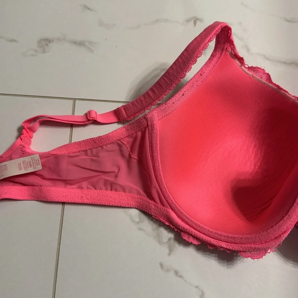 Victorias Secret Body by Victoria Lined Demi Bra - Picture 3 of 5